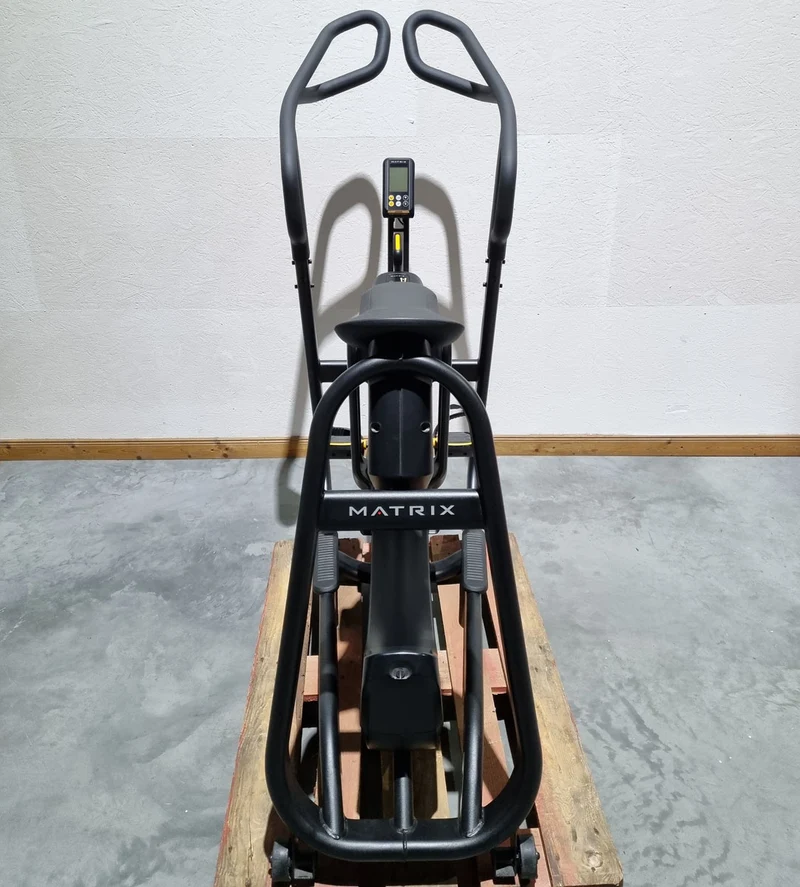 Matrix S-Force Performance Trainer, Crosstrainer, Stepper, Ergometer, HIIT Interval Training, gebrauchter - überholter Zustand