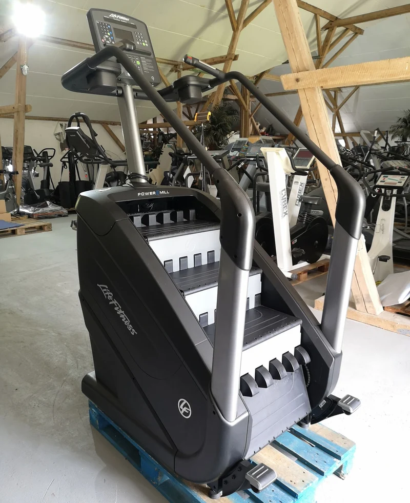 Life Fitness Powermill Climber, Treppe, Stepper, Climbmill, Nur 2 Jahre alt, 1 Jahr in Nutzung, Top Zustand, Farbe Titanium Storm, gebraucht