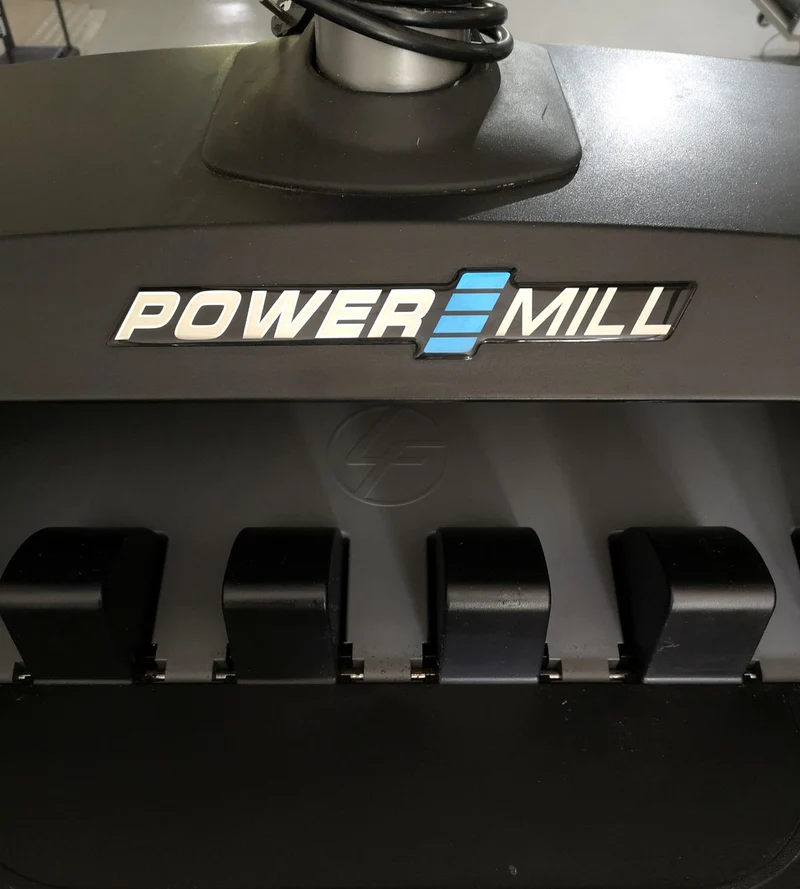 Life Fitness Powermill Climber, Treppe, Stepper, Climbmill, Nur 2 Jahre alt, 1 Jahr in Nutzung, Top Zustand, Farbe Titanium Storm, gebraucht