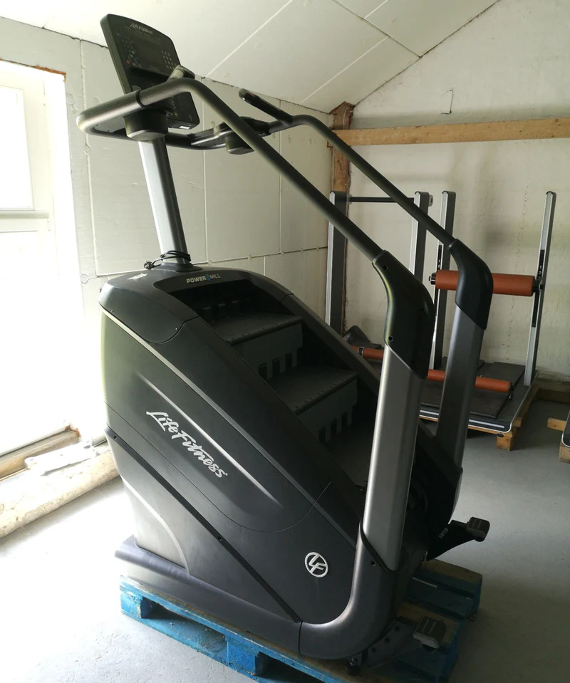 Life Fitness Powermill Climber, Treppe, Stepper, Climbmill, Nur 2 Jahre alt, 1 Jahr in Nutzung, Top Zustand, Farbe Titanium Storm, gebraucht