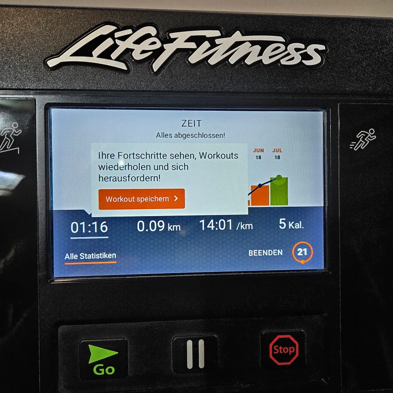 Ausdauergeräte Set 8 Stk von Life Fitness, Integrity X, neue Modelle, 2 Laufbänder, 2 Crosstrainer, 2 Ergometer und 2 Recumbents etc, gebraucht - überholter Zustand