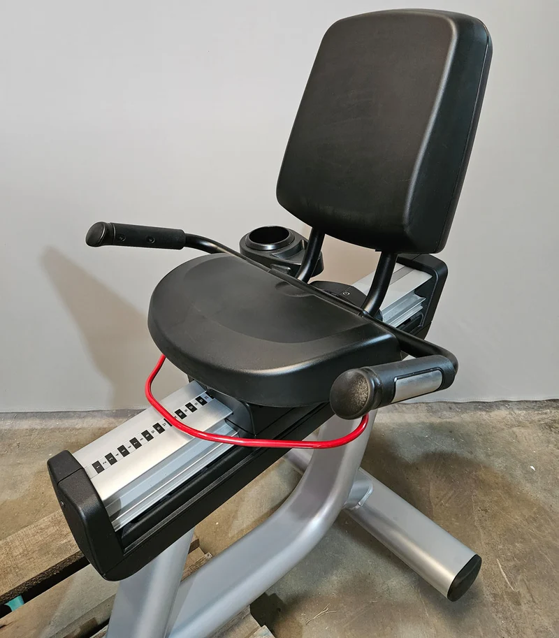 Ausdauergeräte Set 8 Stk von Life Fitness, Integrity X, neue Modelle, 2 Laufbänder, 2 Crosstrainer, 2 Ergometer und 2 Recumbents etc, gebraucht - überholter Zustand