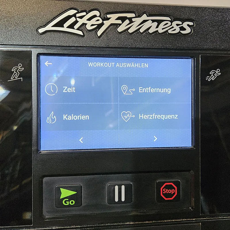 Ausdauergeräte Set 8 Stk von Life Fitness, Integrity X, neue Modelle, 2 Laufbänder, 2 Crosstrainer, 2 Ergometer und 2 Recumbents etc, gebraucht - überholter Zustand