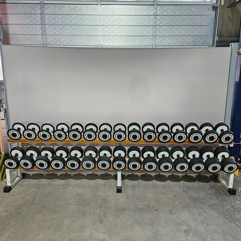 Technogym Kurzhantelsatz aus Guss mit Gummi Außenringen von 4 bis 32kg in 2kg Stufen ( 15 Paare ) Oldschool, Optional mit Kurzhantelablage, gebraucht - mit Gebrauchsspuren