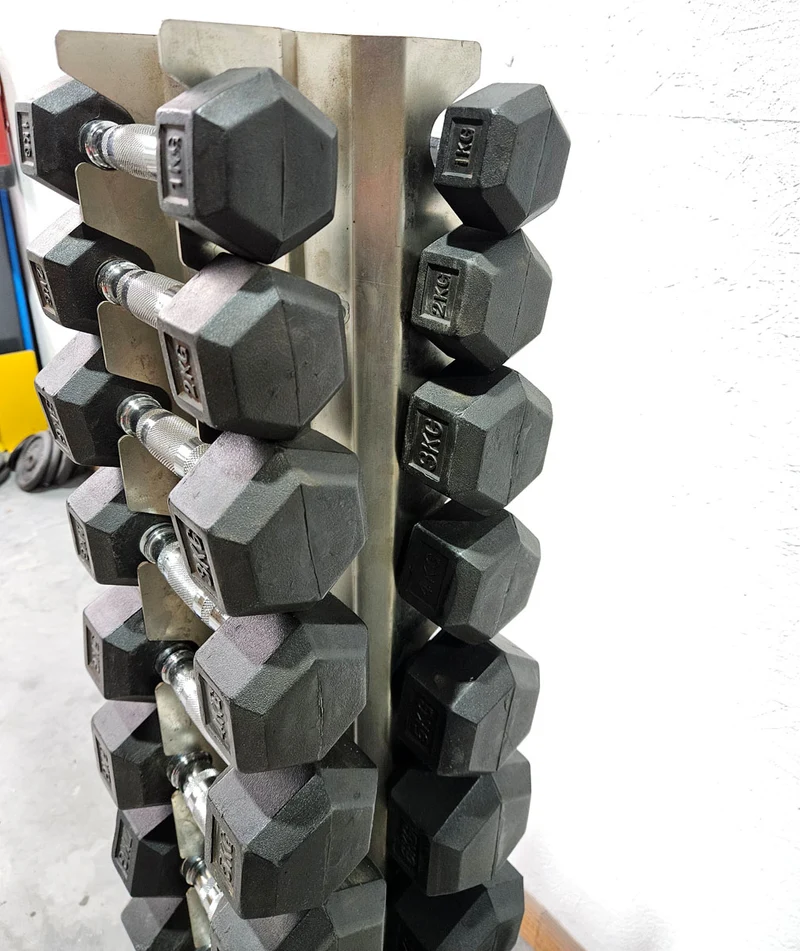 Gummi HEX Hantelsatz Paare 1-10kg, 10 Paare inkl. Ständer von Gymleco, Rahmenfarbe Anthrazit, Hexagonal Kurzhanteln, gebraucht mit Gebrauchsspuren