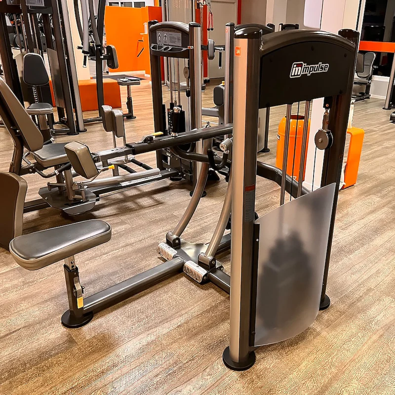 Impulse Fitness Rudern mit Bruststütze, Row, Lat-Rudern, Rahmenfarbe Grau-Anthrazit, gebraucht - überholter Zustand