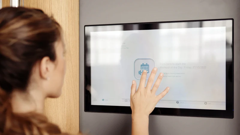 NOHrD-Wall Compact mit Monitor