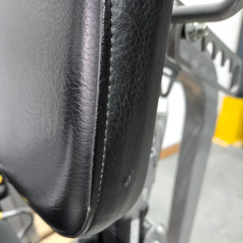 Nautilus Nitro V-Triceps Extension, Trizepsmaschine horizontal, Triceps Extension, Rahmenfarbe Silber, gebraucht - überholter Zustand