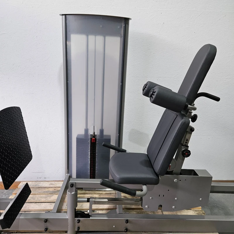 Pego Sport Funktionsstemme Kombi Sitzend-Liegend, Beinpresse verstellbar, Rahmen Silber-Grau, gebraucht - überholter Zustand