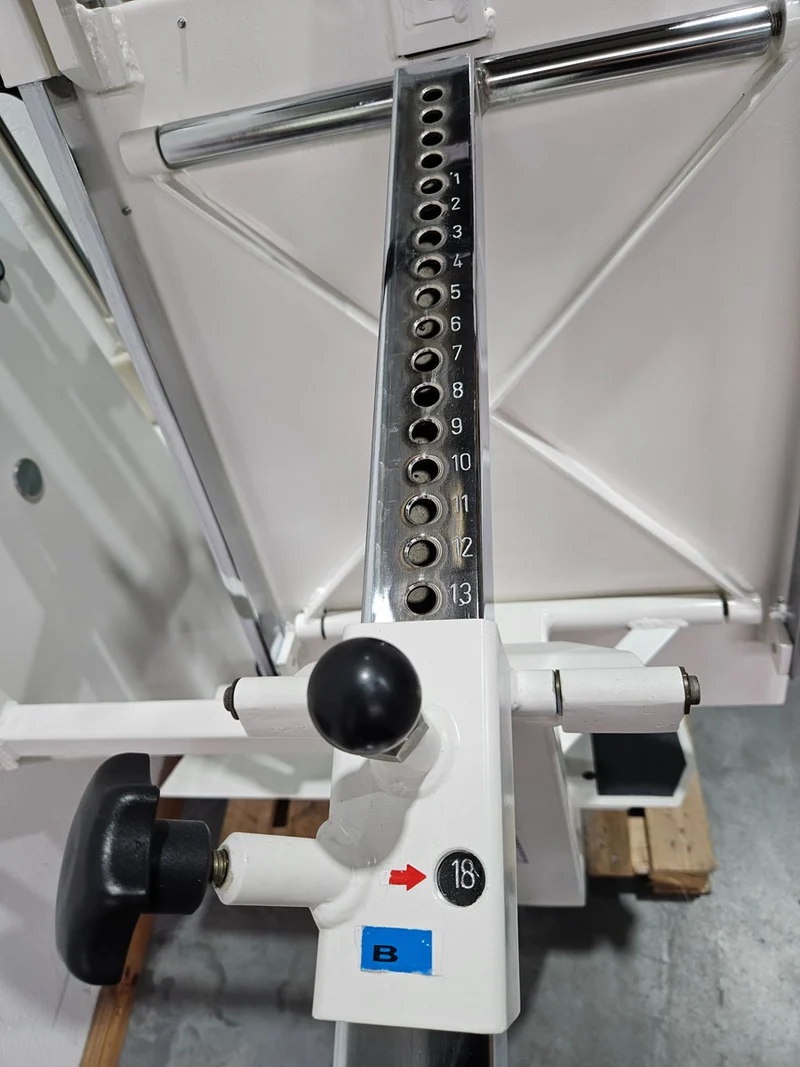 MKB Keller Funktionsstemme, Beinpresse verstellbar sitzend - liegend, Kippkreisel, 180kg Gewichtsblock, Farbe Weiß, gebraucht - überholter Zustand