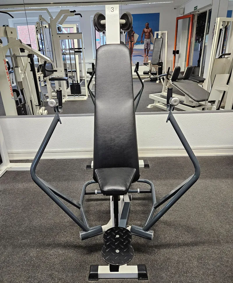 Künzler Bankdrückmaschine Bilateral, Chestpress, Brustpresse, Einstiegshilfe, 100kg Gewichtsblock, Oldschool Bodybuilding Kraftgerät, Rahmenfarbe Weiß, gebraucht und geprüft mit kleinen Gebrauchsspuren