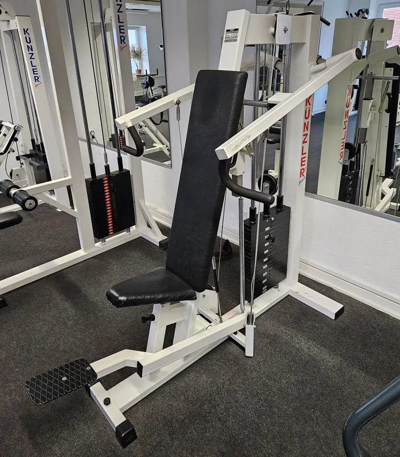 Künzler Schulterpresse Bilateral, Overheadpress, Shoulder Press, Einstiegshilfe, Oldschool Bodybuilding Kraftgerät, Rahmenfarbe Weiß, gebraucht und geprüft mit Gebrauchsspuren